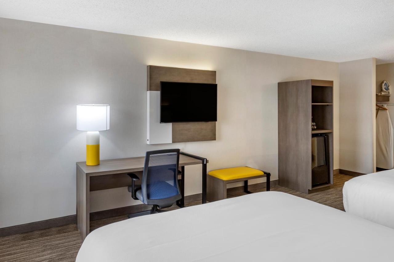 Comfort Inn Paramus - Hackensack Buitenkant foto