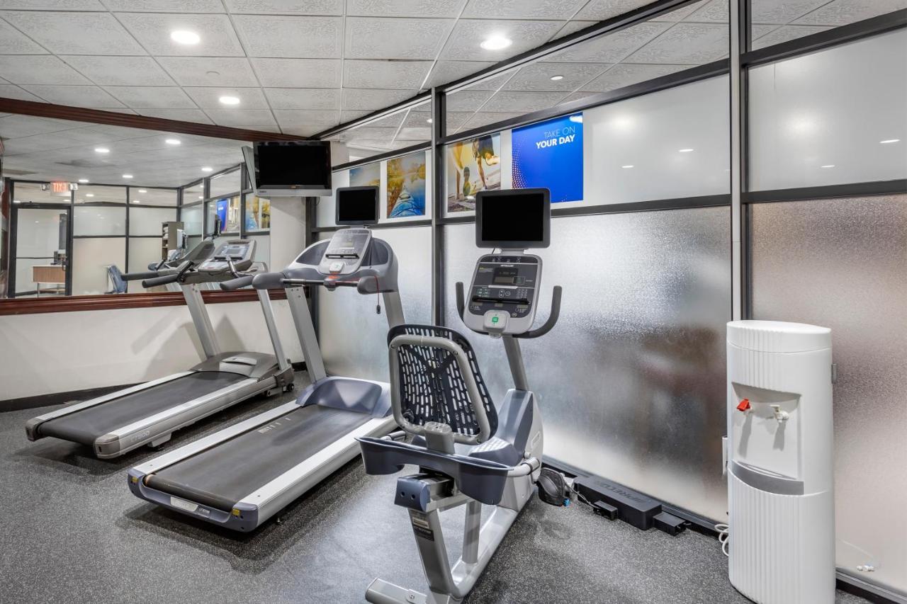 Comfort Inn Paramus - Hackensack Buitenkant foto